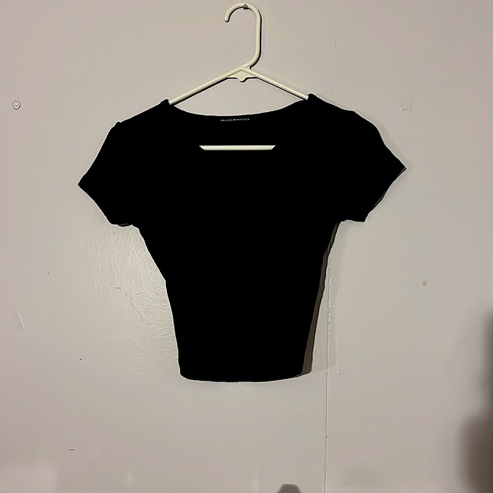 BRANDY MELVILLE BALCK TOO